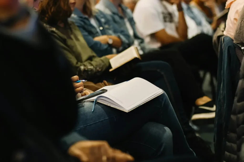 Photovoltaik Schulungen und Workshops – Fachwissen für Anlagenbetreiber durch Dipl.-Ing. Lukas Robinig